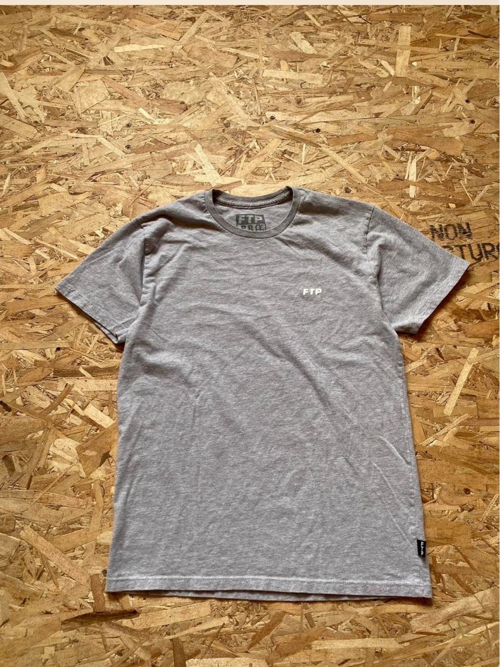 FTP  Gray Short Sleeve Crewneck T-Shirt